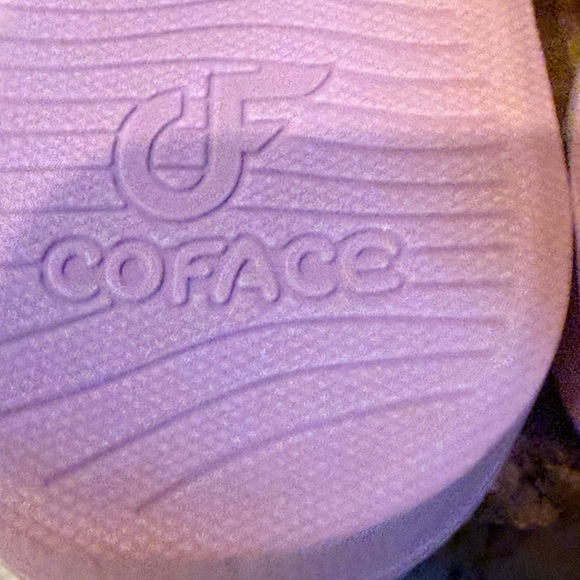 CoFace Women's Pink Sandals. Size 9. NIB - Picture 4 of 9